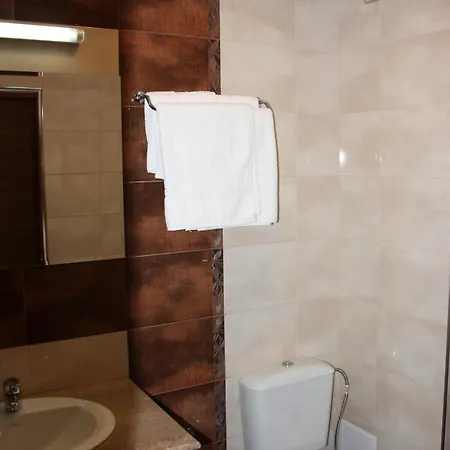 Otel Family Gorski Kut 2*