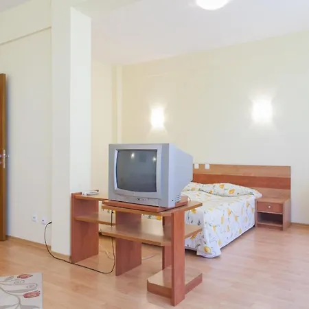 Otel Family Gorski Kut 2*