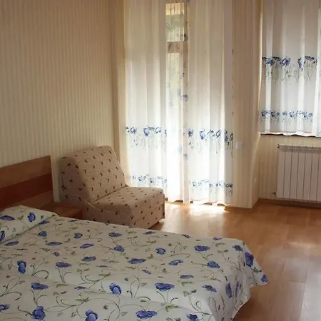 Family Gorski Kut Hotel 2*
